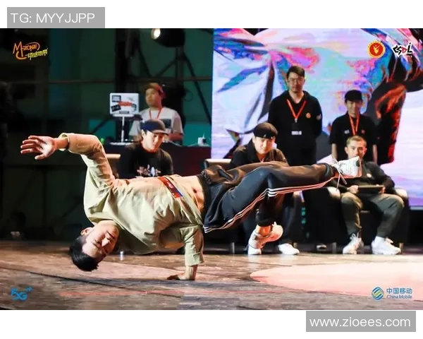 南京攀岩队在世界街舞大赛中以68分稳居积分榜首位